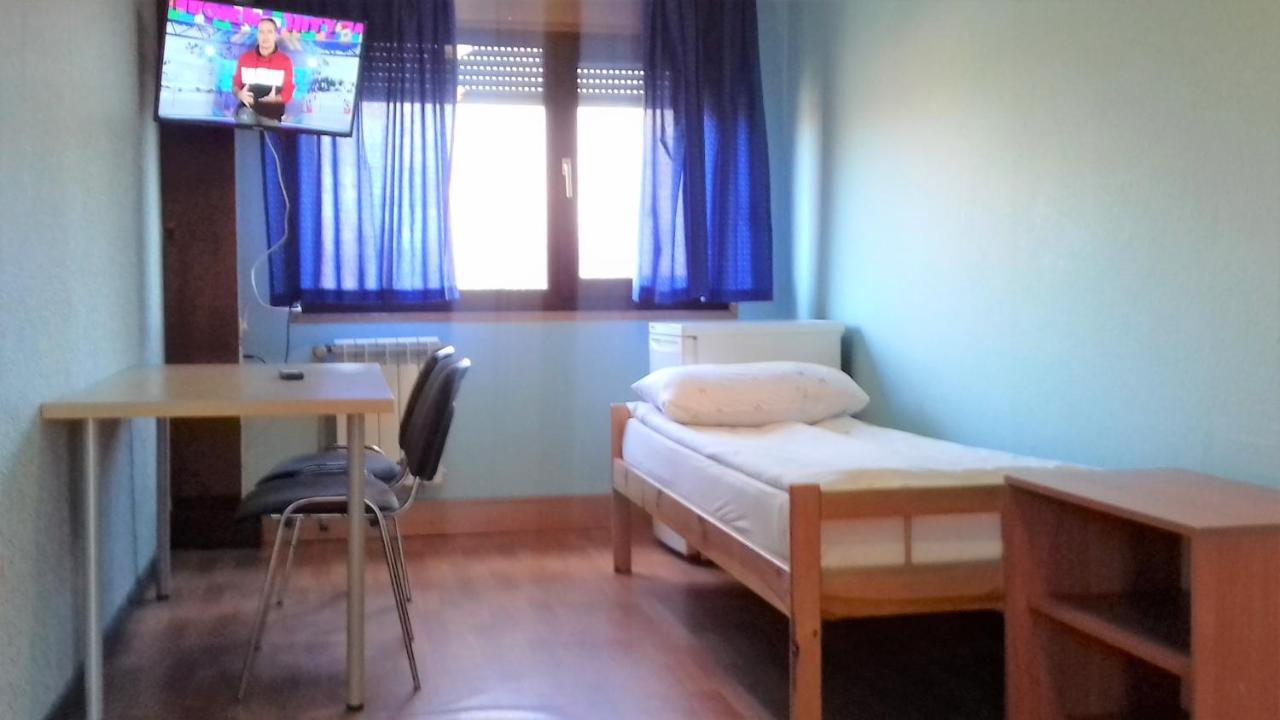 Hostel Siennicka Warsaw Exterior photo